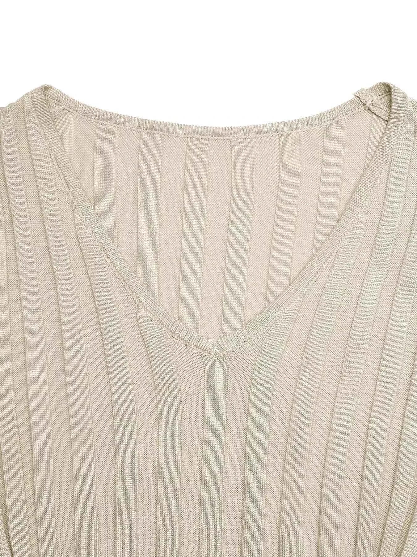 Ribbed Knit V-Neck Long Sleeve Maxi Dress