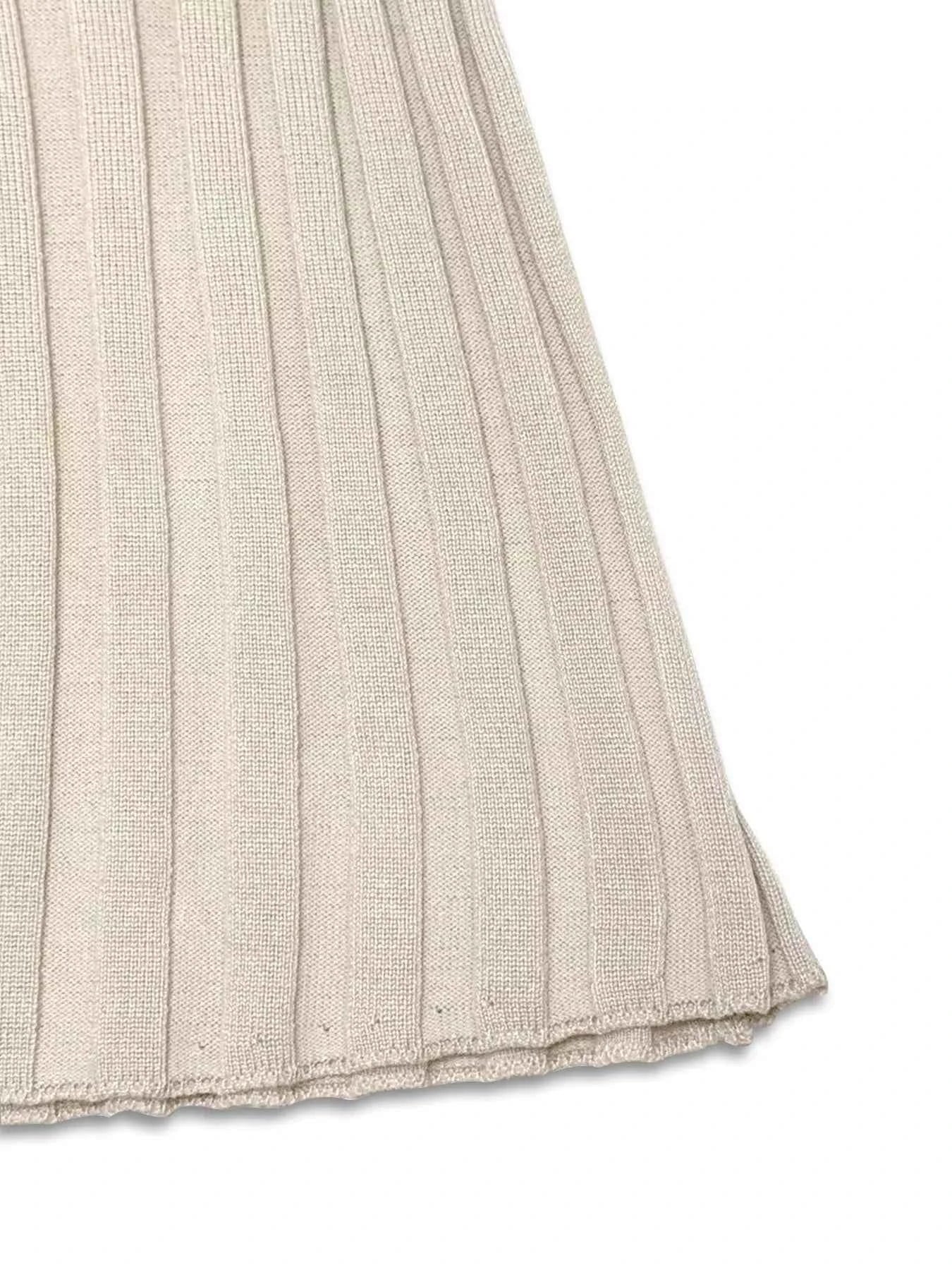 Ribbed Knit V-Neck Long Sleeve Maxi Dress